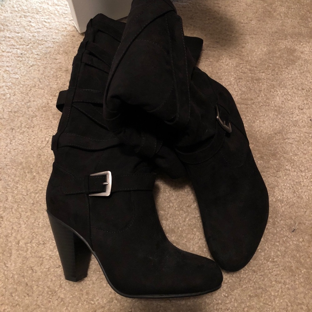 Black heel boots